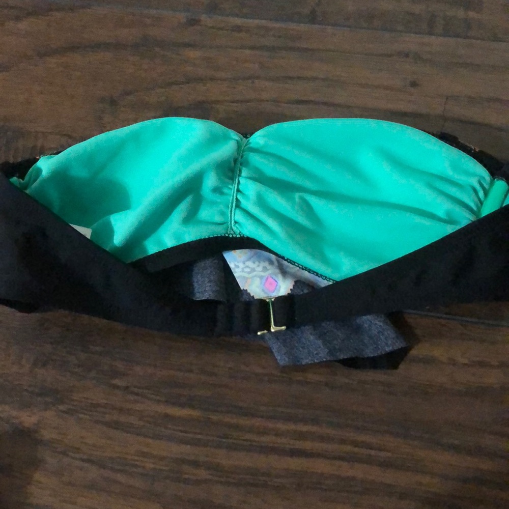 Bikini - Picture 5 of 6